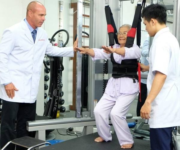 Lựa chọn cơ sở đào tạo có chương trình thực hành bài bản, đội ngũ giảng viên chất lượng và môi trường học tập hiện đại sẽ giúp sinh viên phát triển vững vàng kỹ năng nghề nghiệp